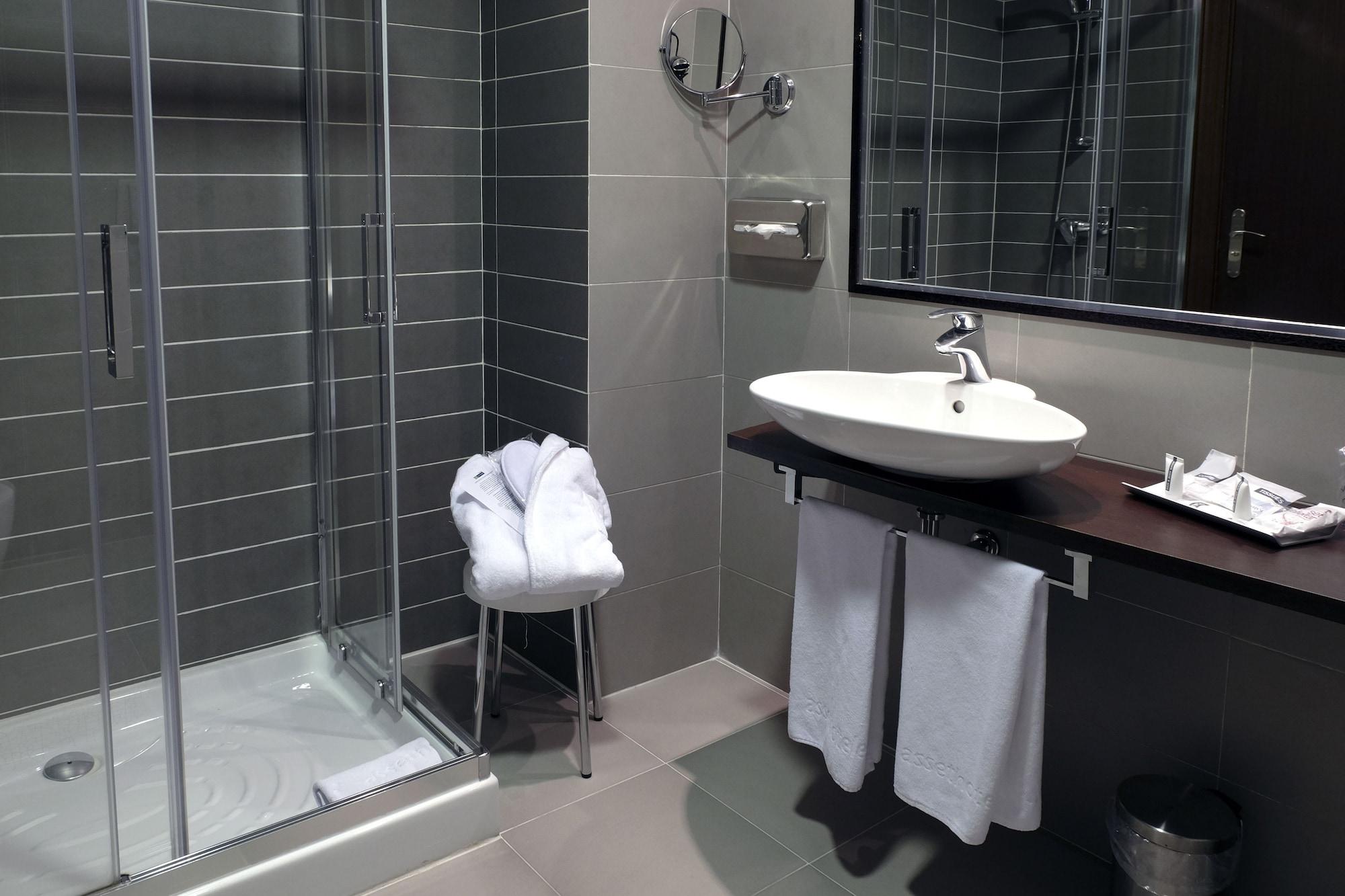 Hotel Asset Torrejon Torrejón de Ardoz Extérieur photo