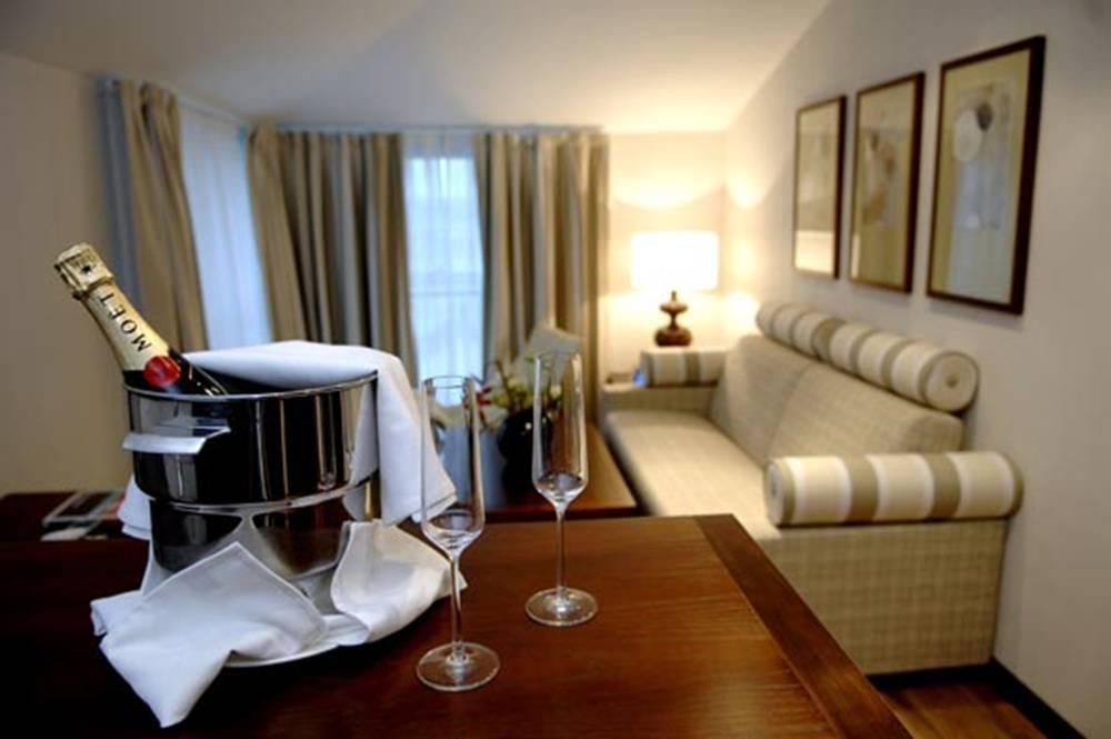 Hotel Asset Torrejon Torrejón de Ardoz Extérieur photo