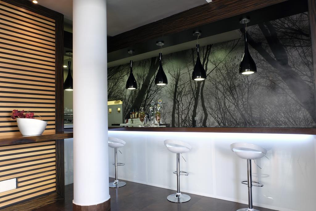 Hotel Asset Torrejon Torrejón de Ardoz Extérieur photo
