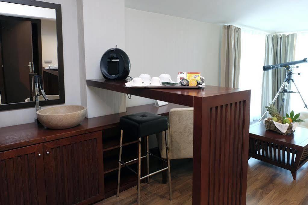 Hotel Asset Torrejon Torrejón de Ardoz Extérieur photo